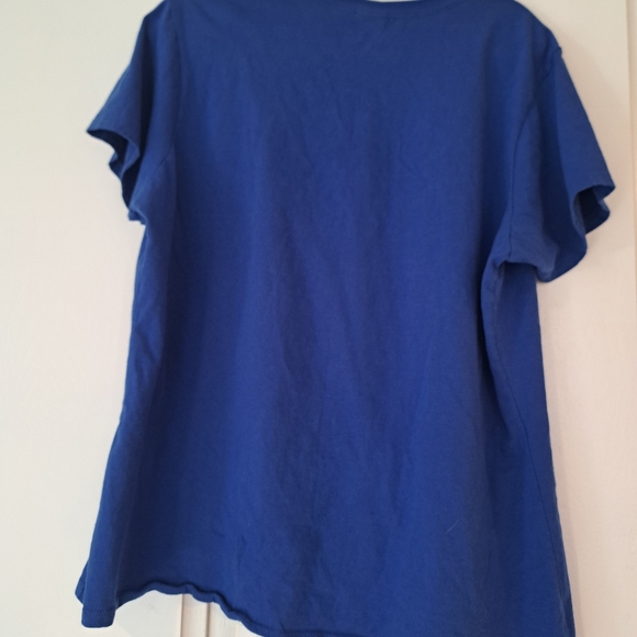 Encanto shirt - Picture 5 of 5